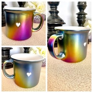 NWT Rainbow/Iridescent Metallic Heart Ceramic Mug